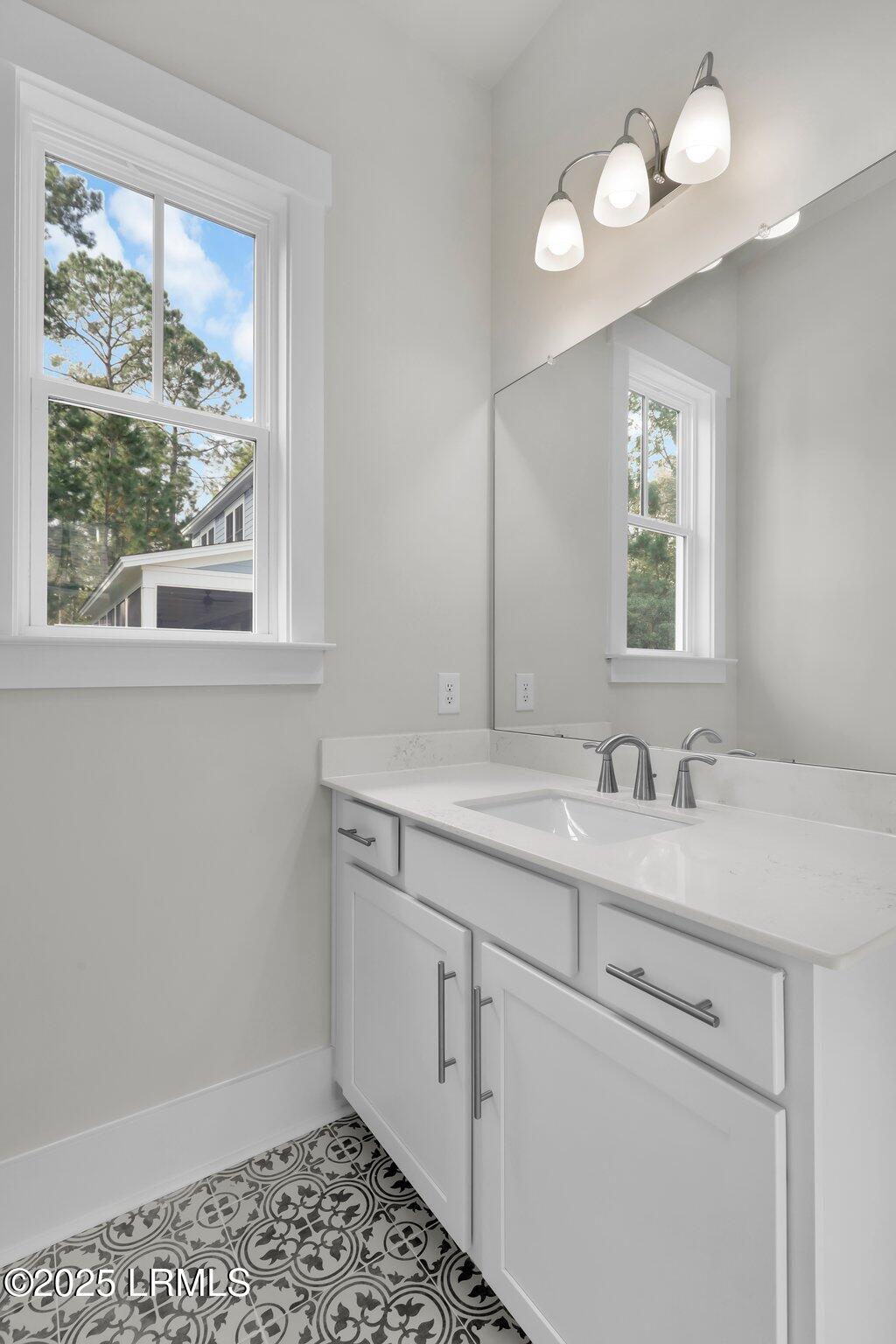34 Pondhawk Road