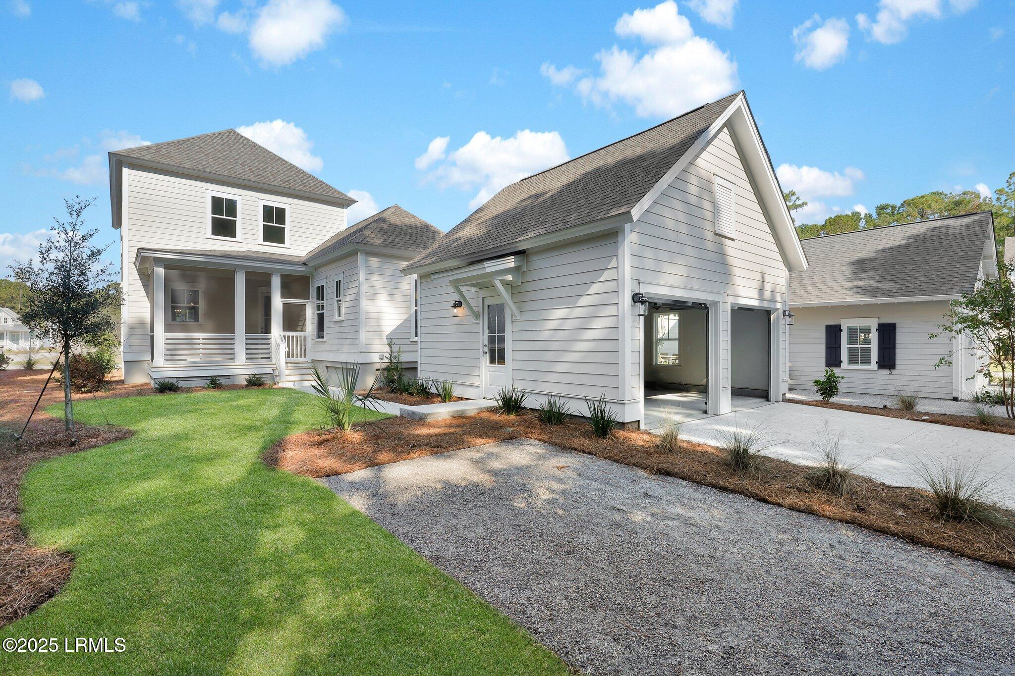 34 Pondhawk Road