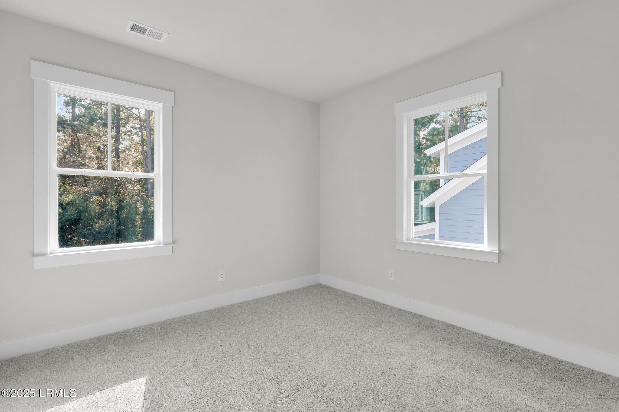 34 Pondhawk Road