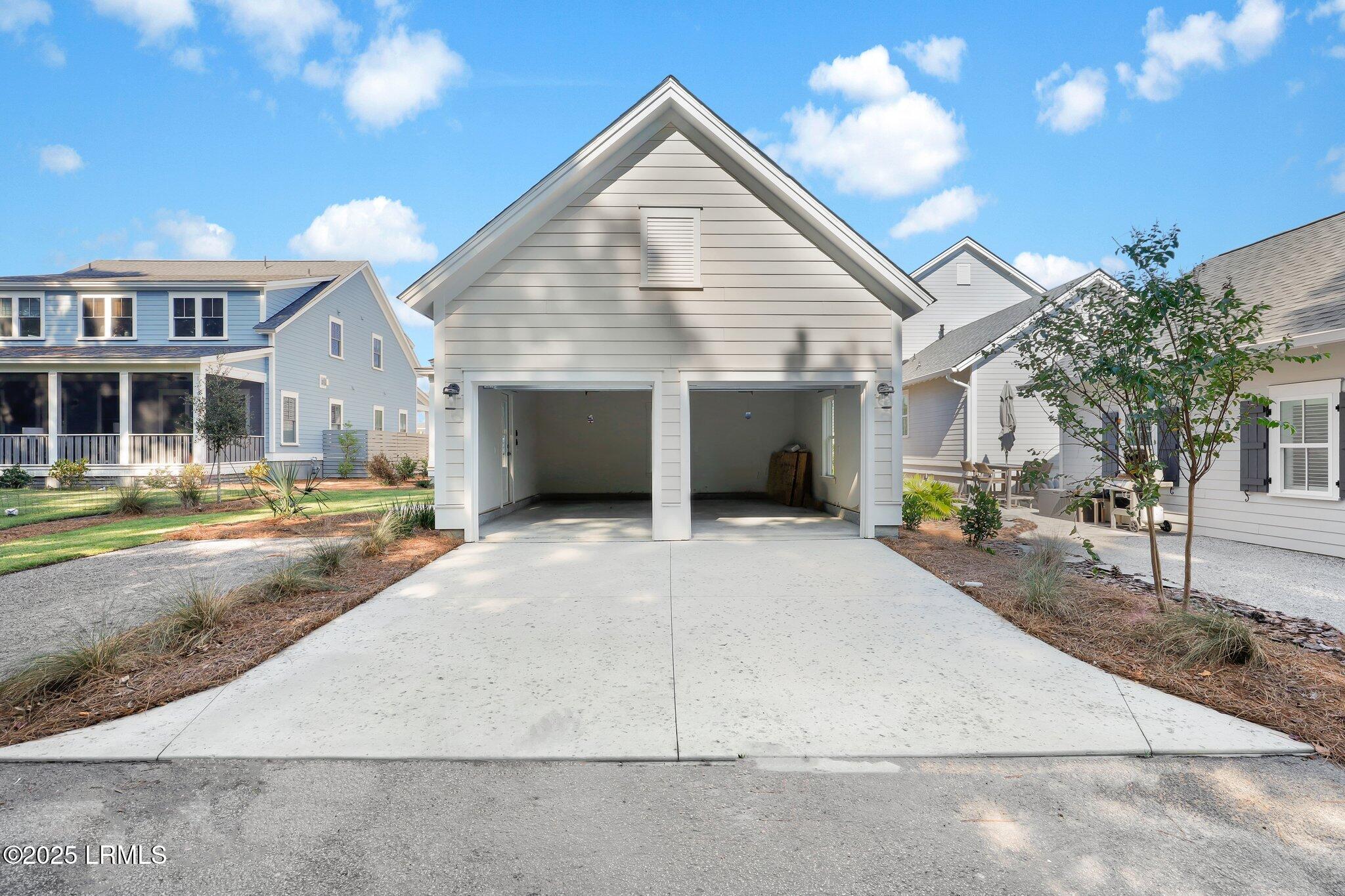 34 Pondhawk Road