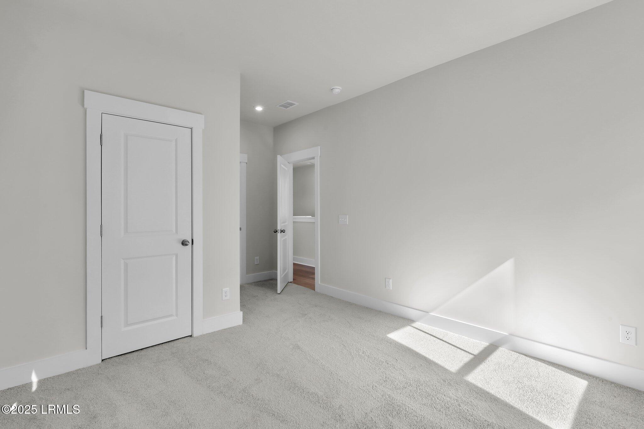 34 Pondhawk Road