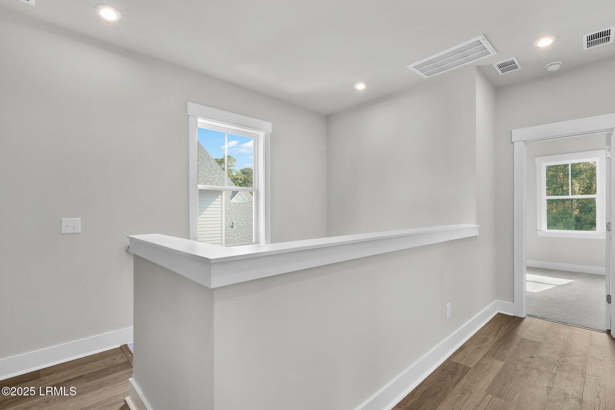 34 Pondhawk Road