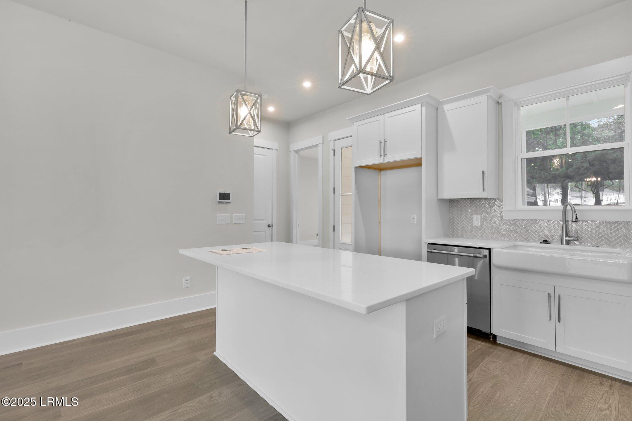34 Pondhawk Road