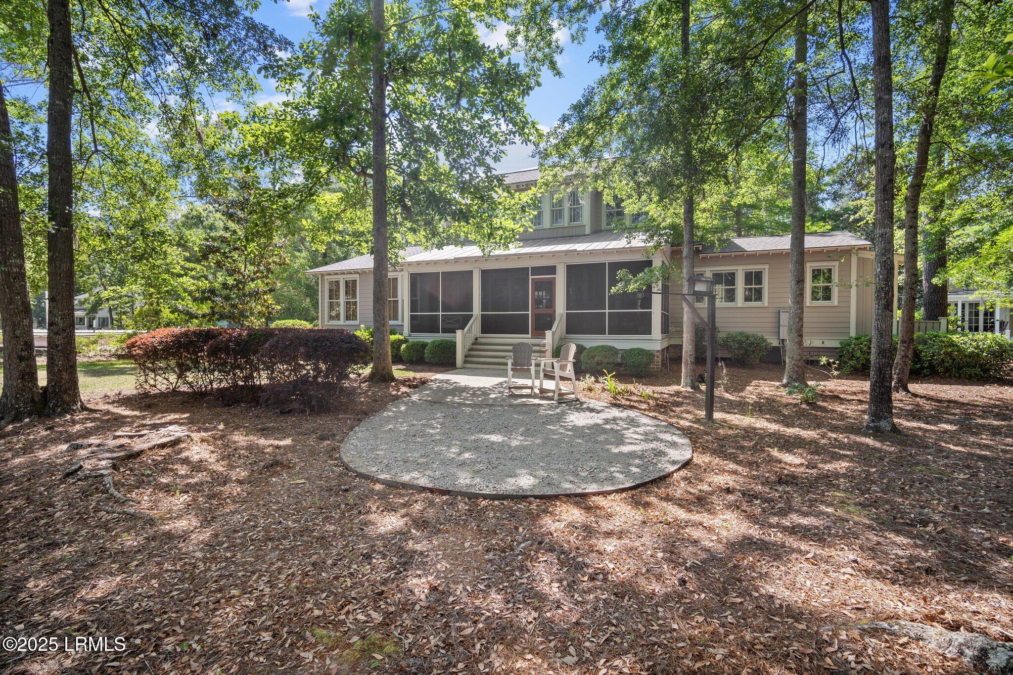 14 Oldfield Village Road