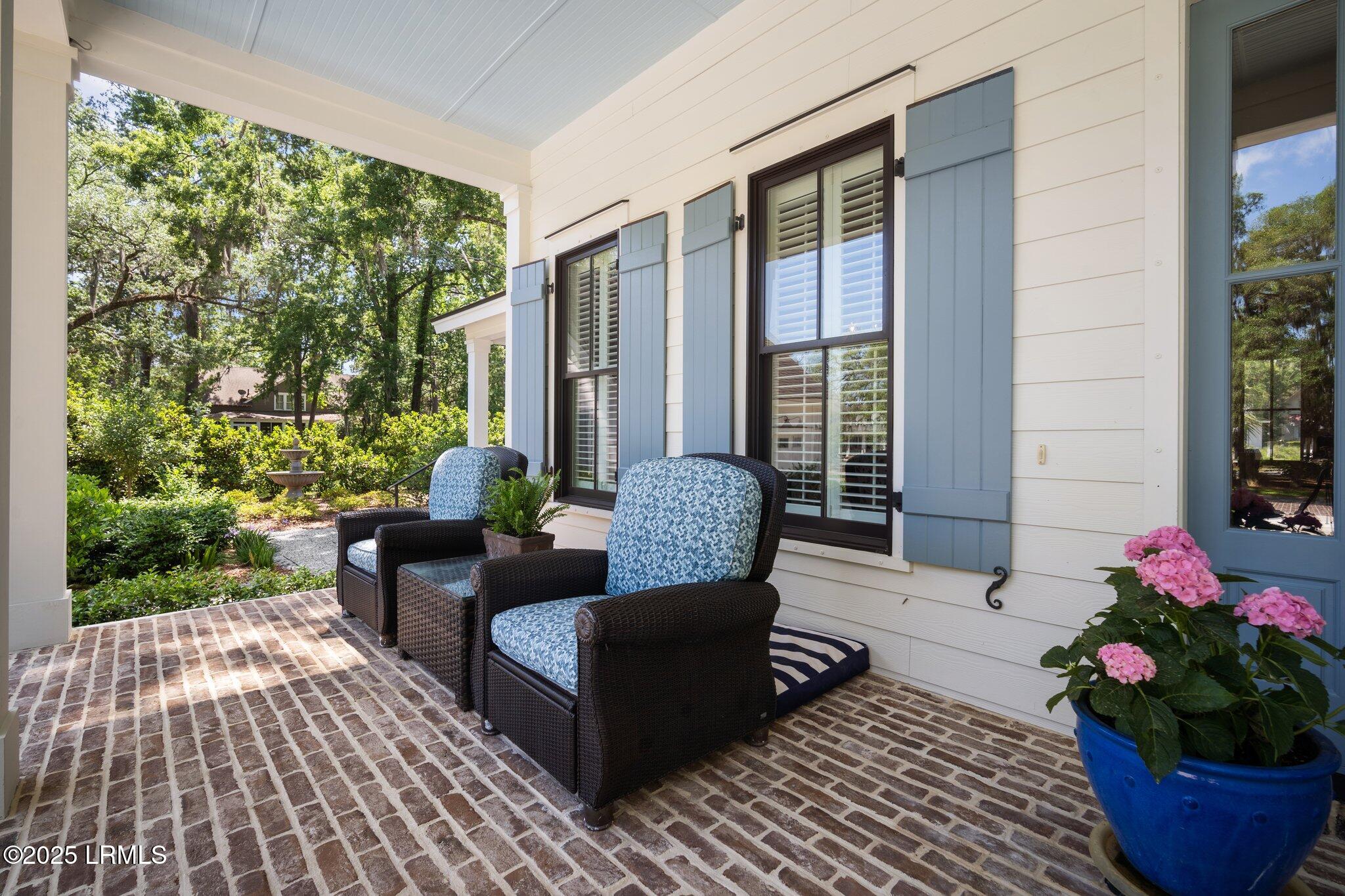 5 Old Oak Road