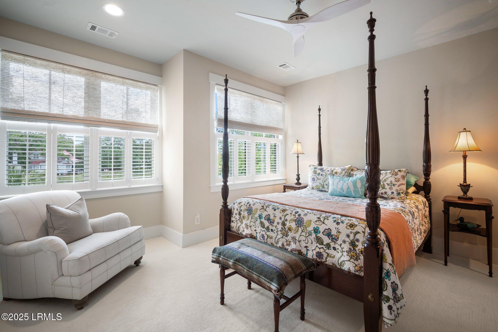 5 Old Oak Road