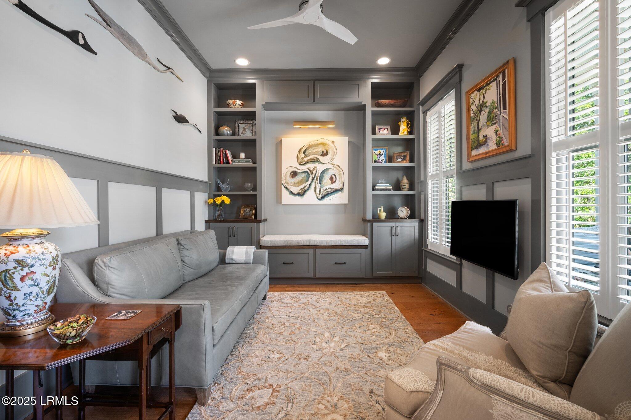 5 Old Oak Road