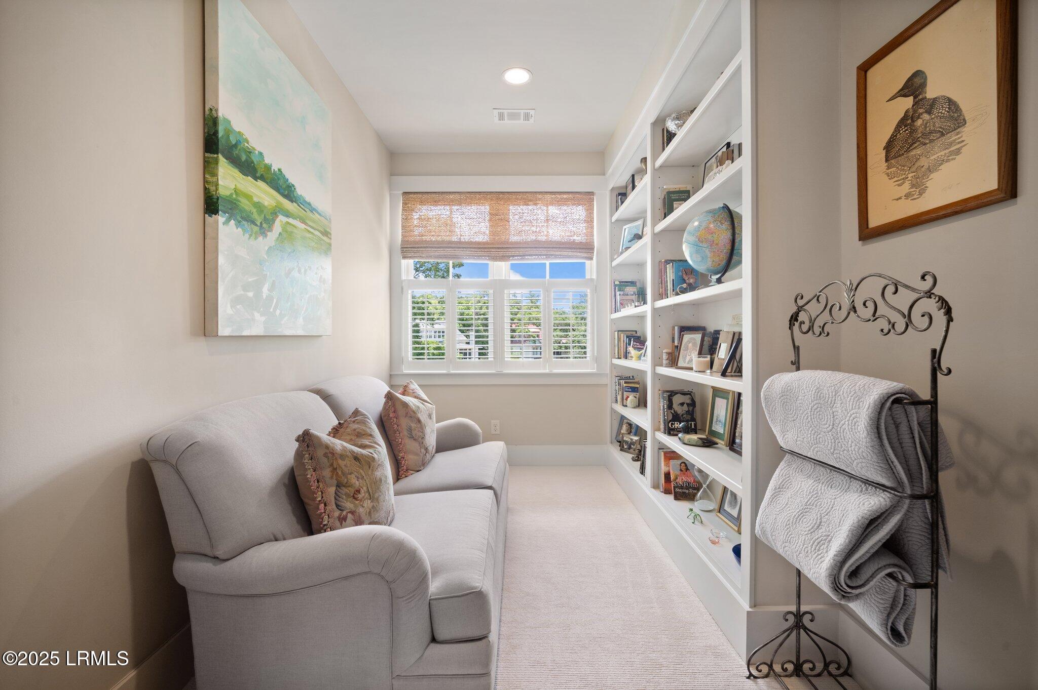 5 Old Oak Road