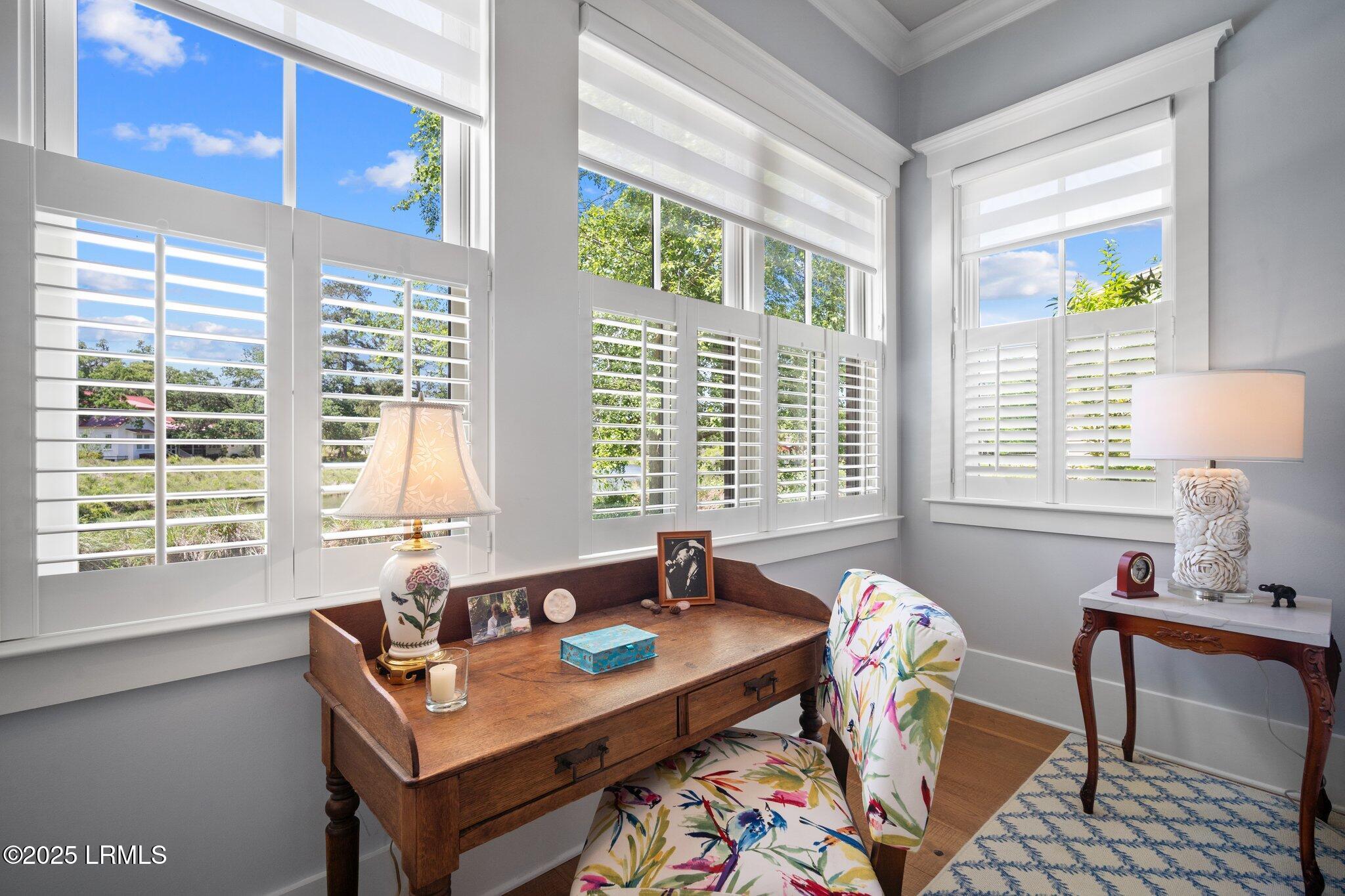 5 Old Oak Road