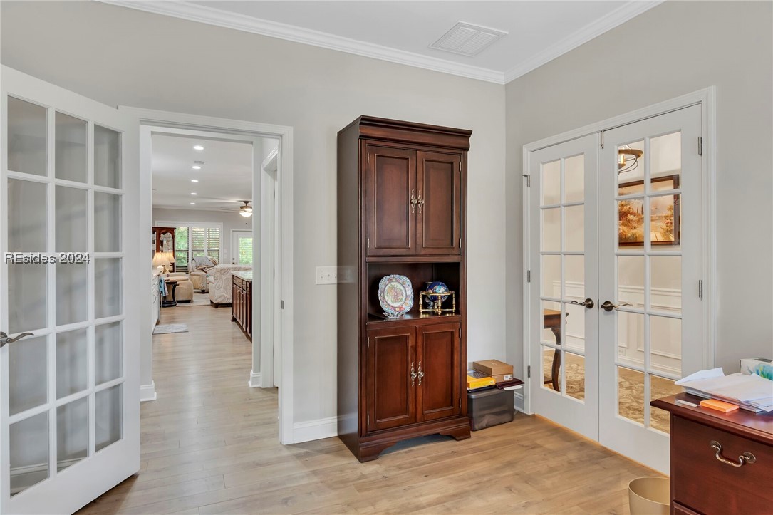 82 Groveview Avenue