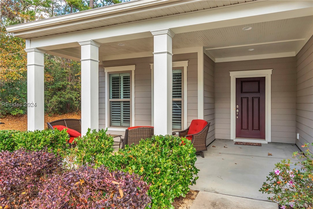 82 Groveview Avenue