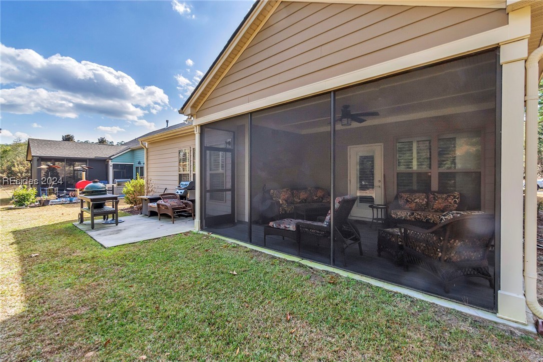 82 Groveview Avenue