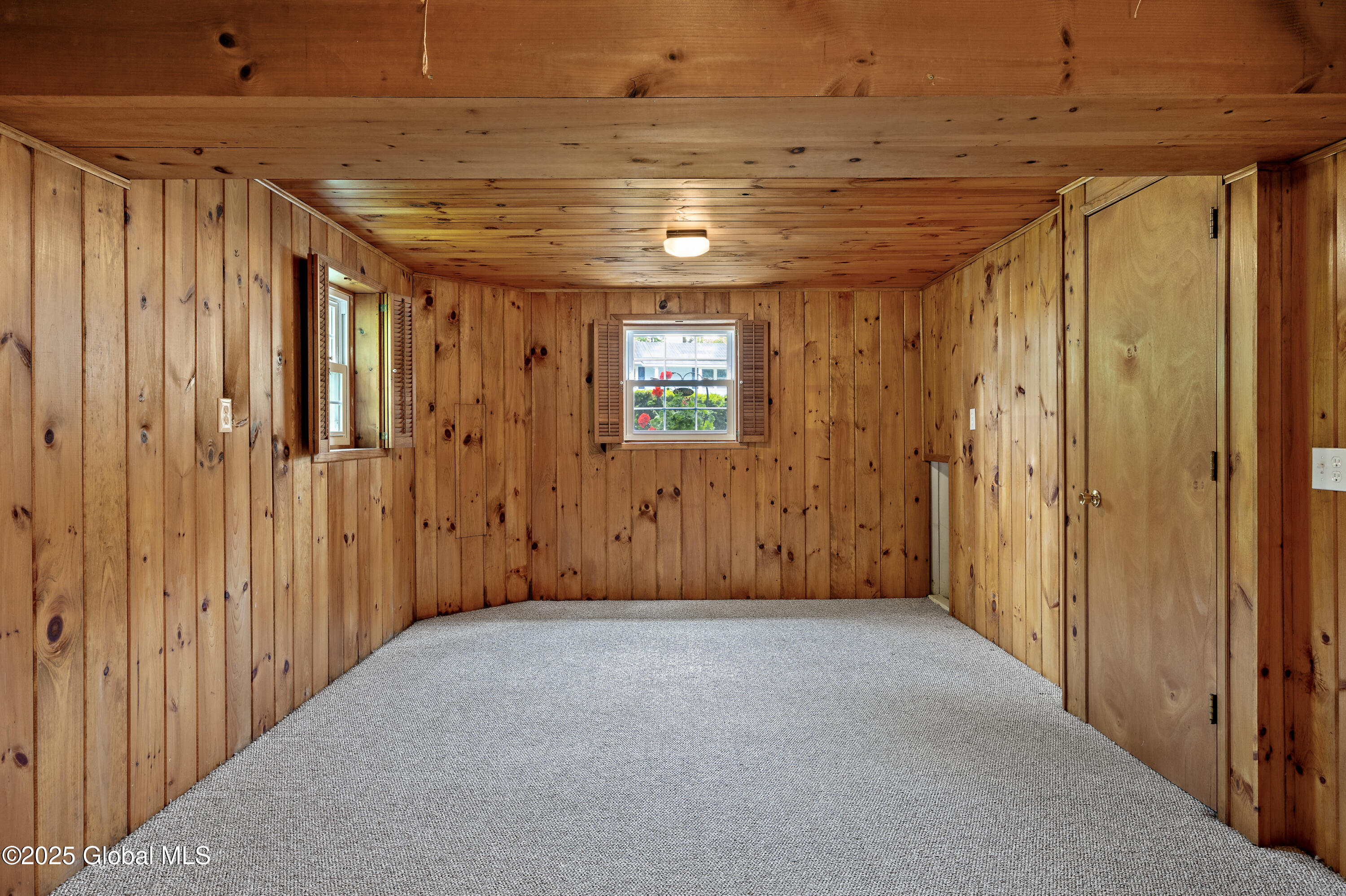 25 Lamplighter Lane Lane