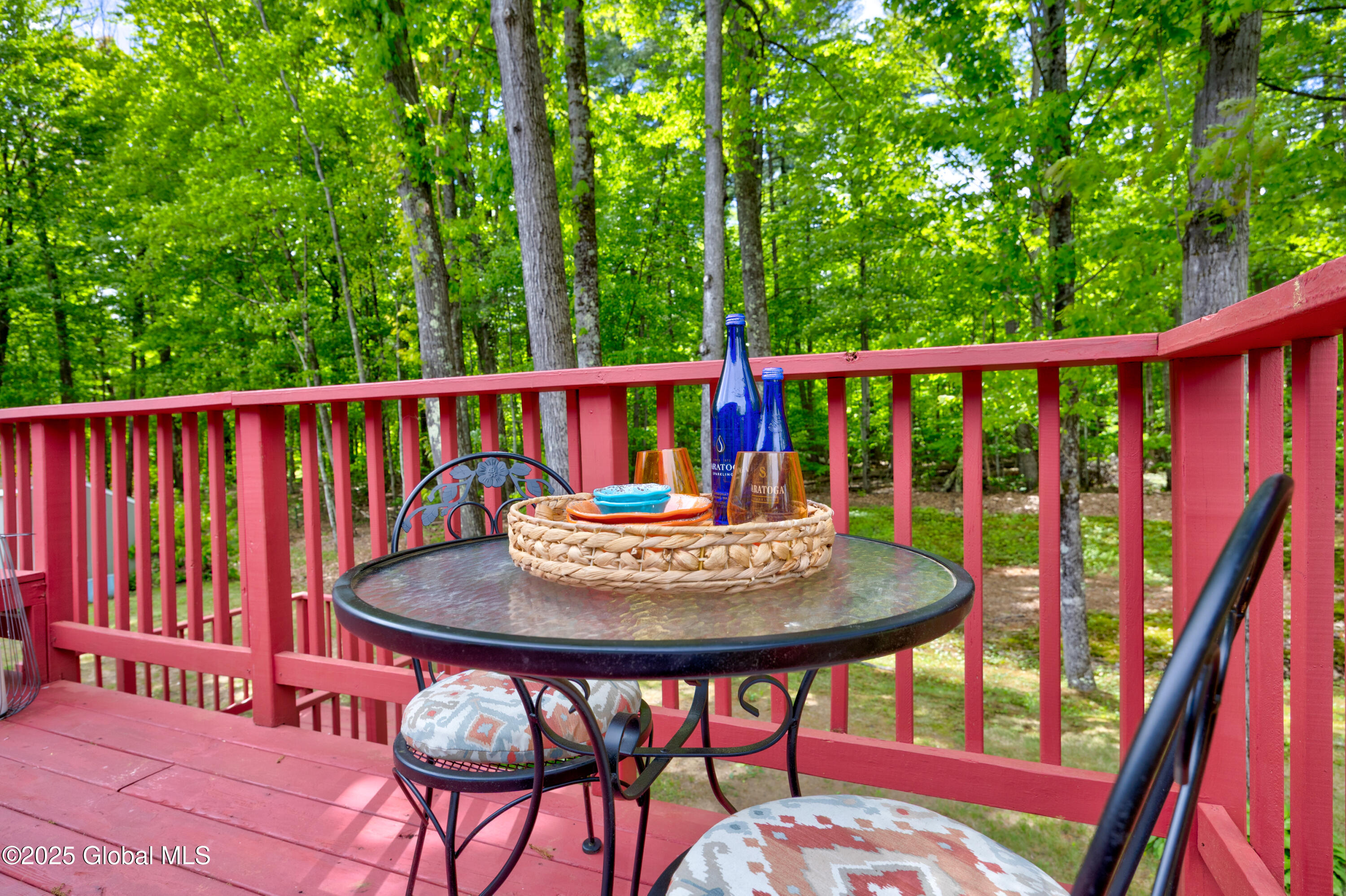 25 Lamplighter Lane Lane