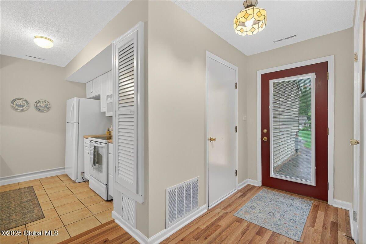 16 Whispering Pines Road