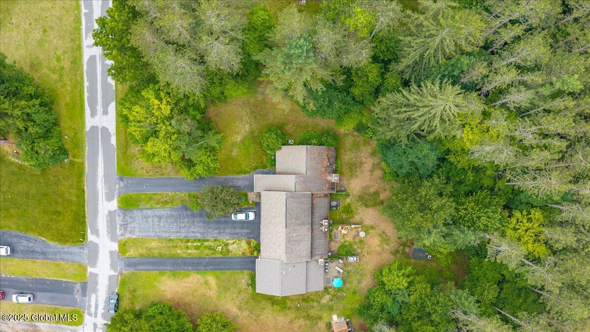 16 Whispering Pines Road
