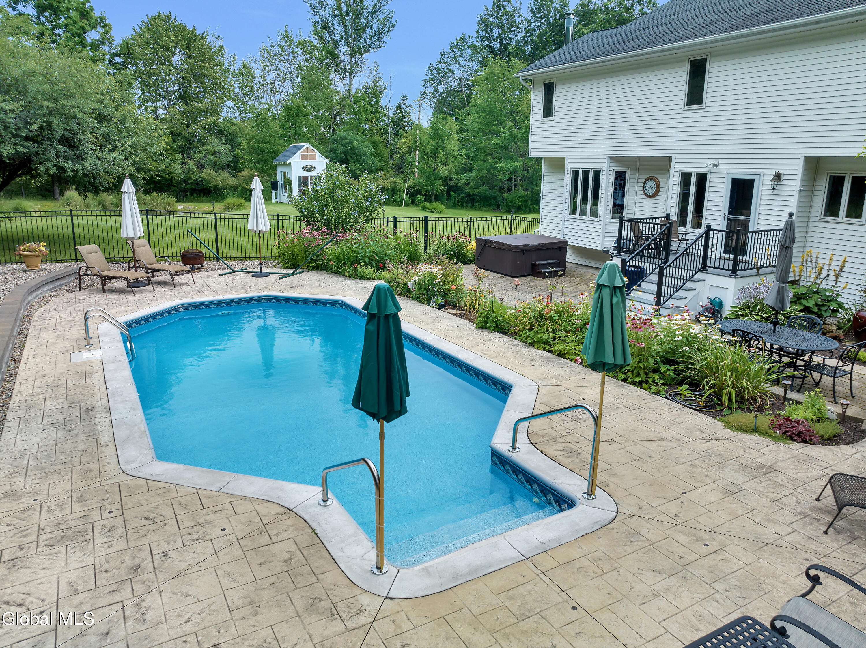 2124 Scotch Ridge Road
