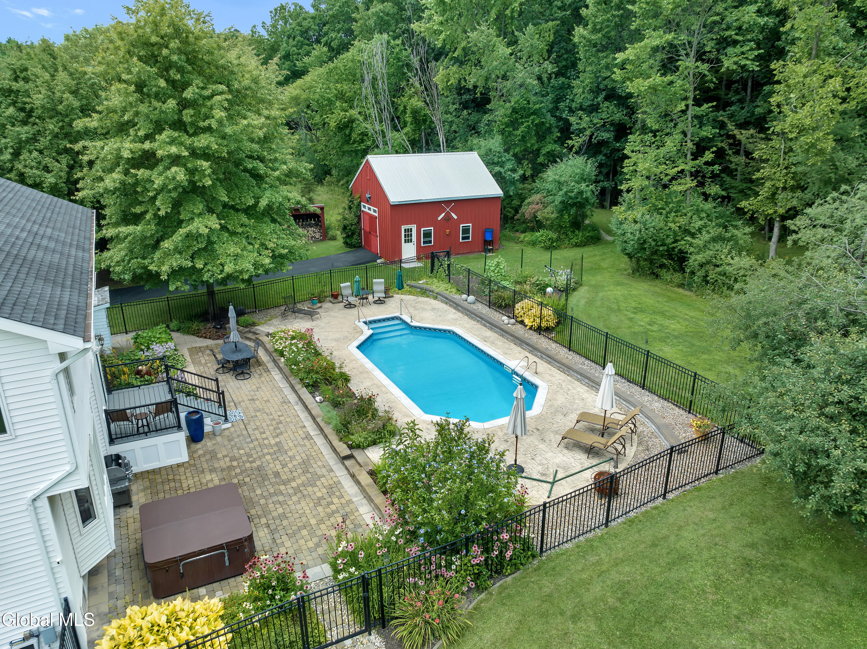 2124 Scotch Ridge Road