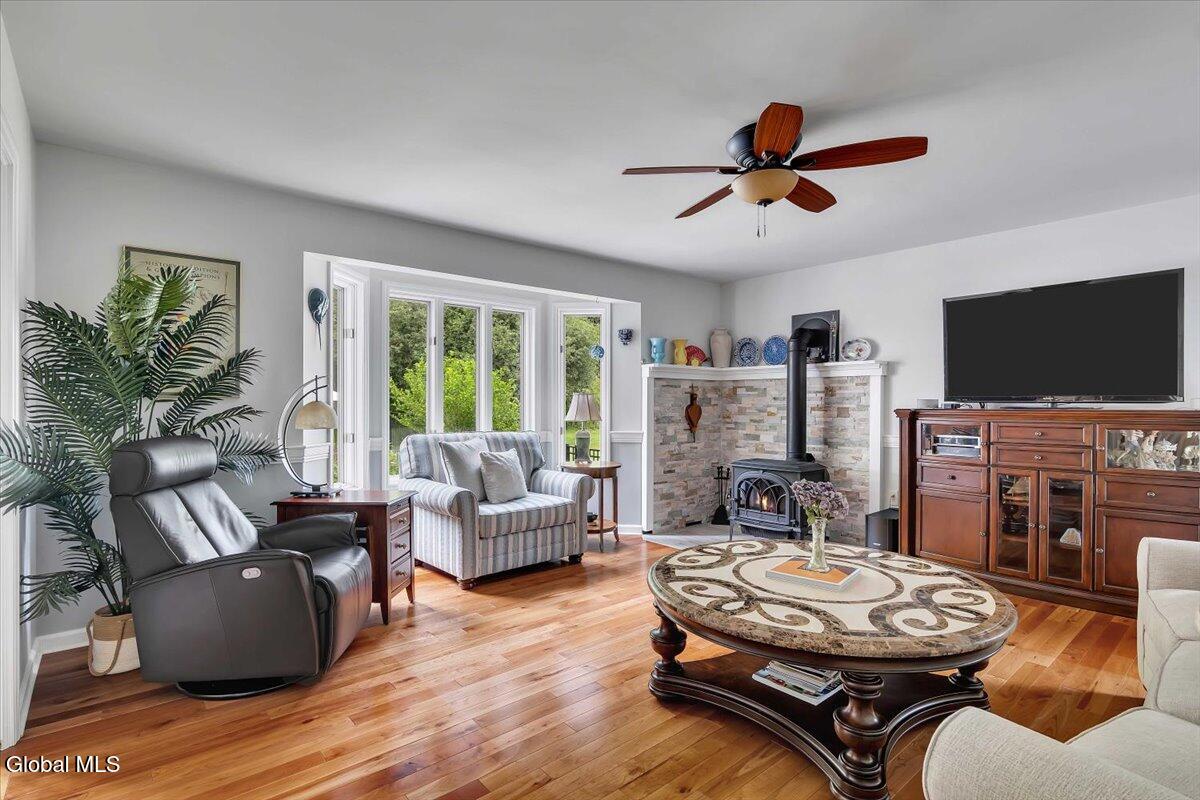 2124 Scotch Ridge Road