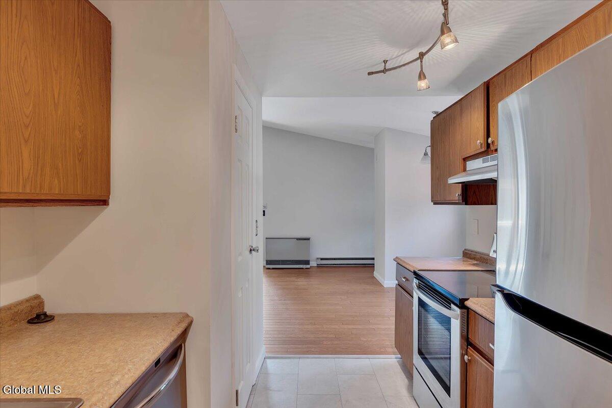 127 Arrow Wood Place