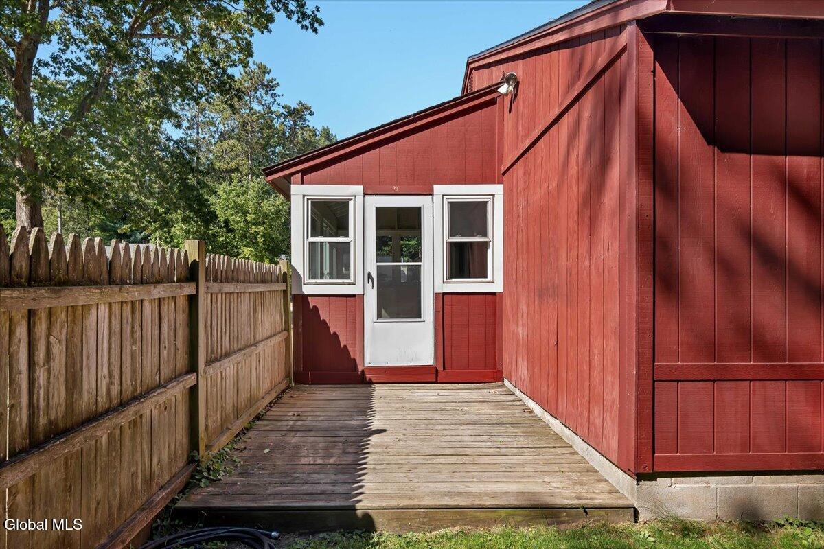 127 Arrow Wood Place