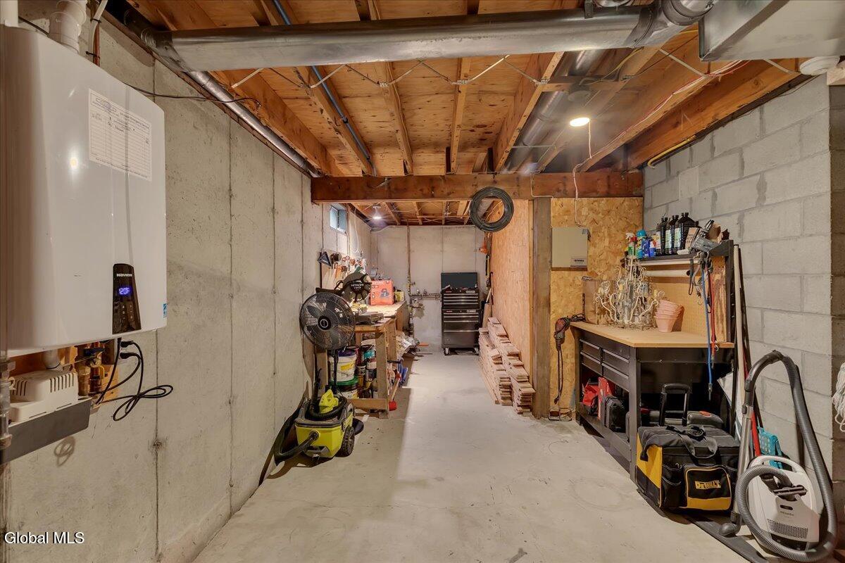 10 Springbrook Road