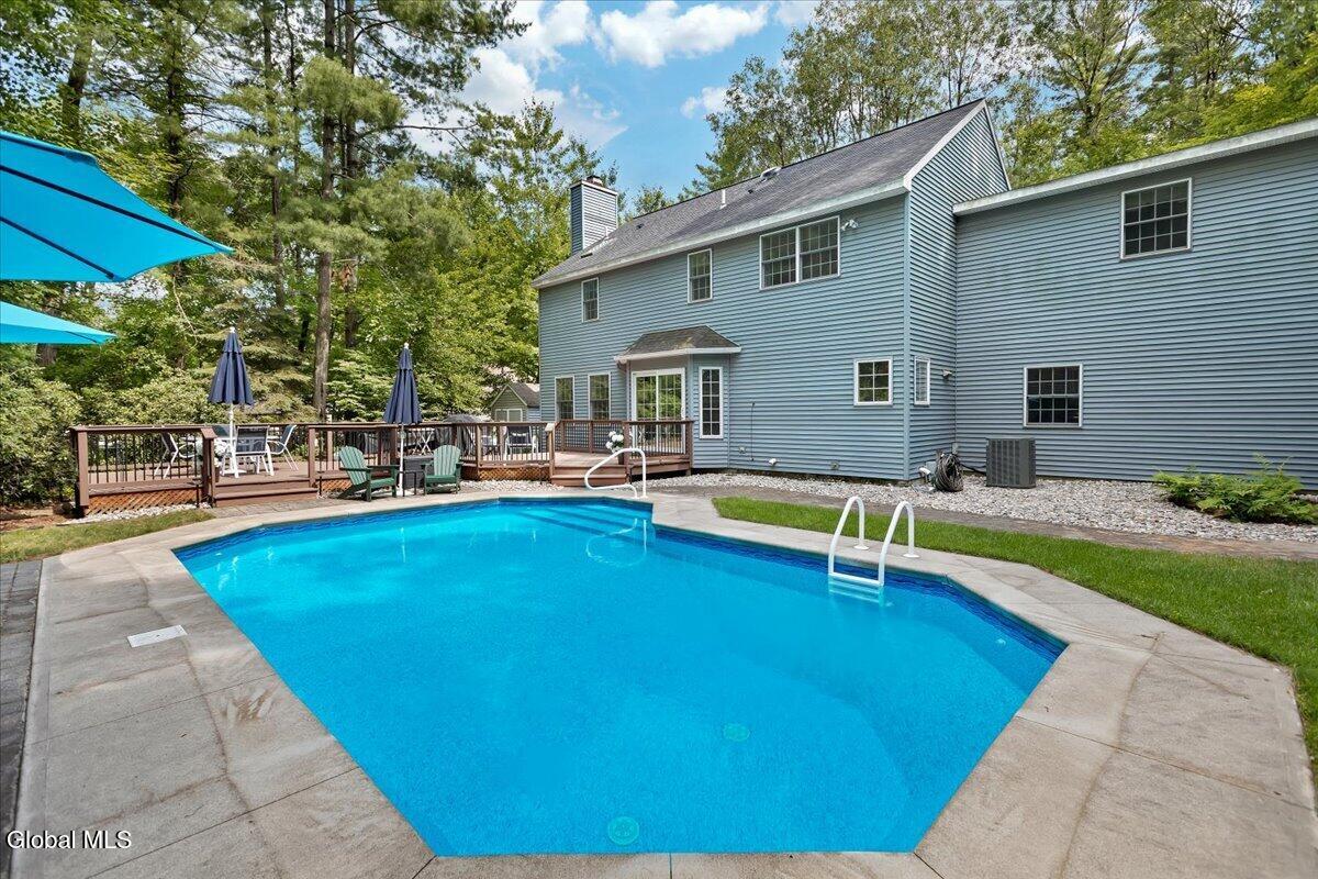33 Longkill Road