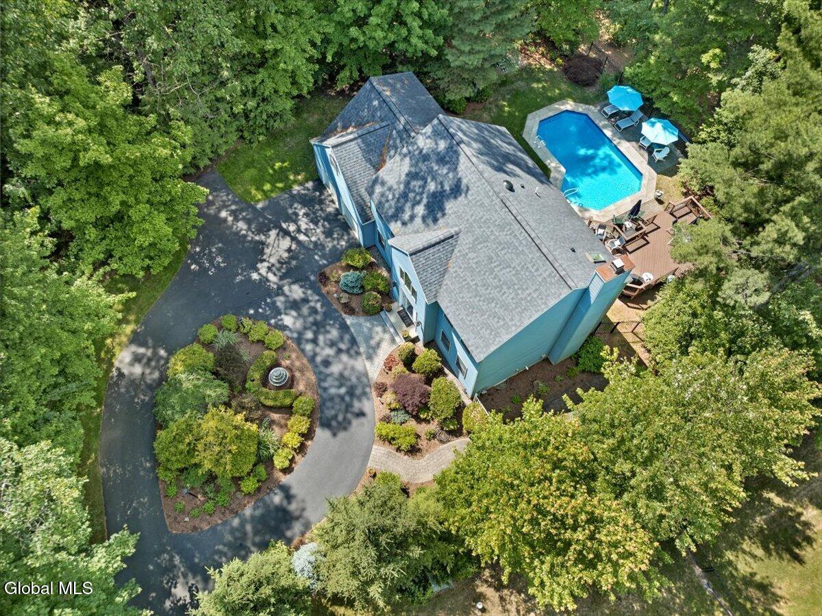33 Longkill Road