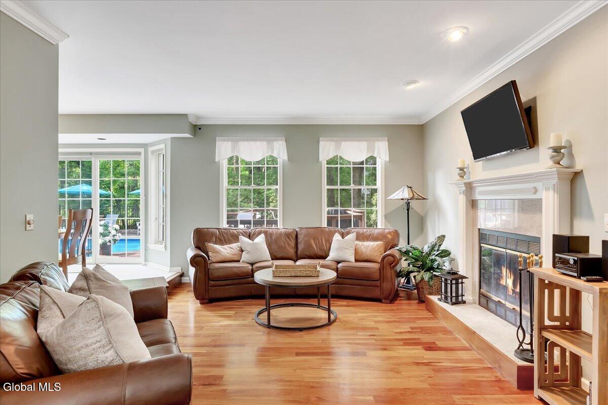 33 Longkill Road