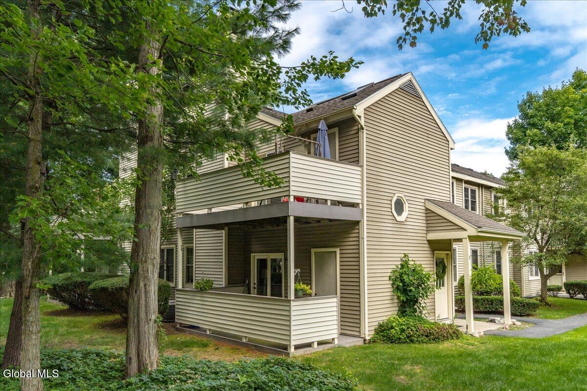 218 Monmouth Way