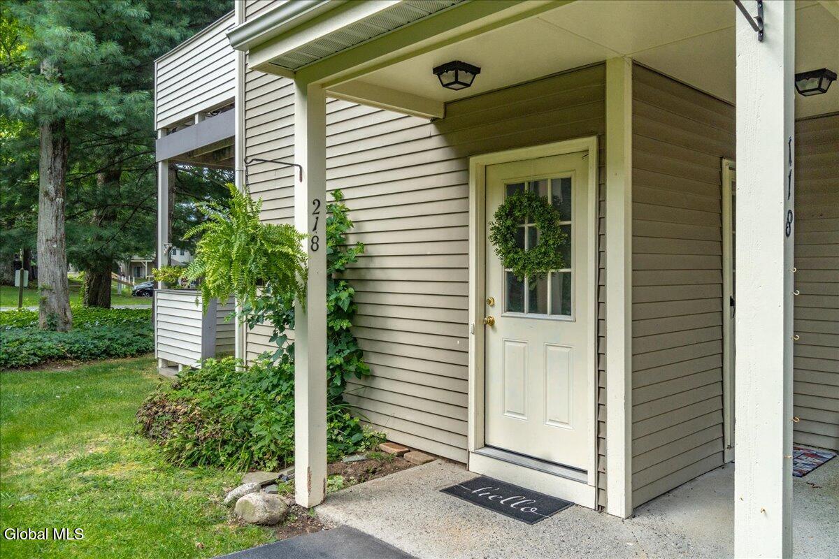 218 Monmouth Way