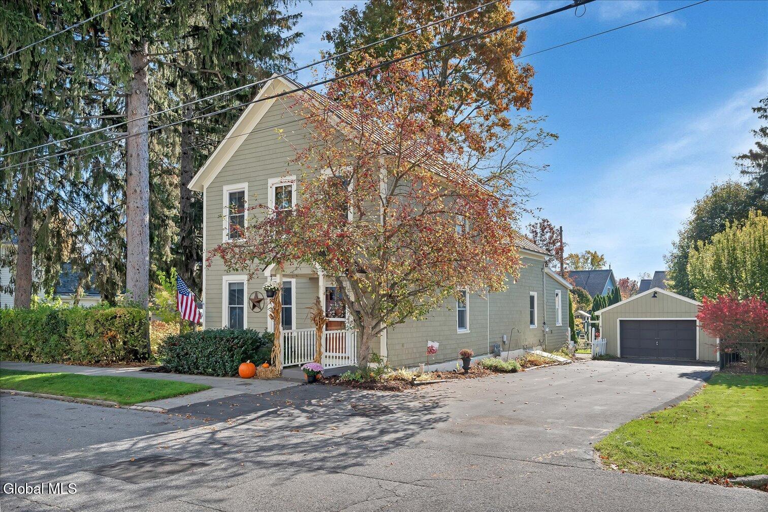 92 Oak Street