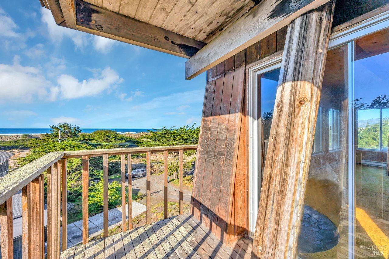 360 Driftwood Avenue