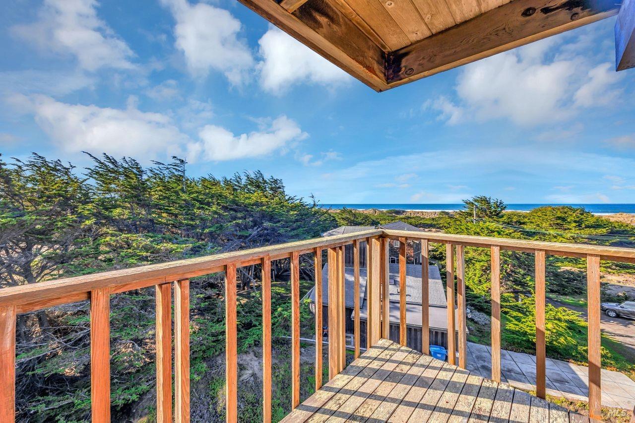 360 Driftwood Avenue