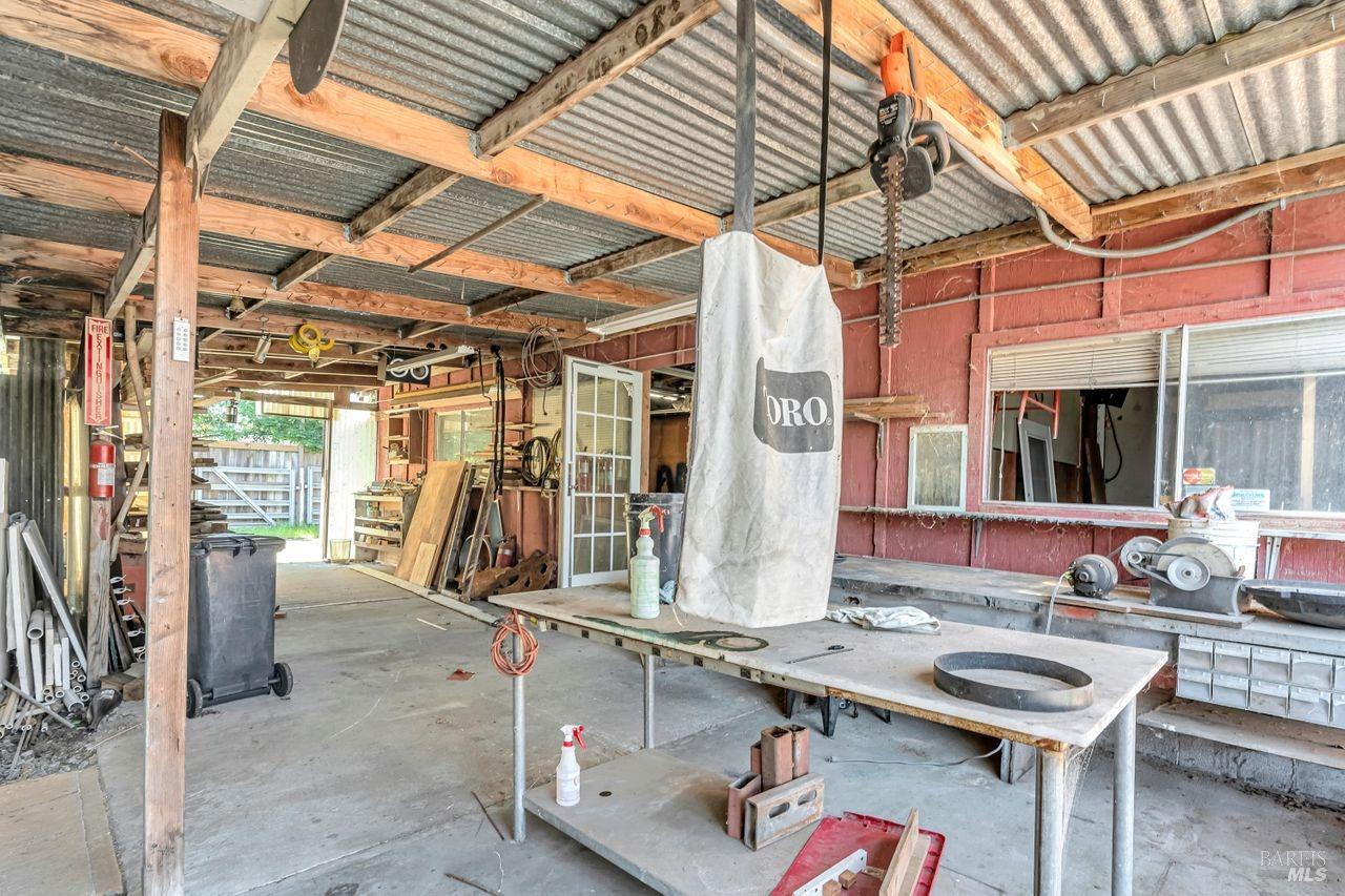 5660 Old Redwood Hwy