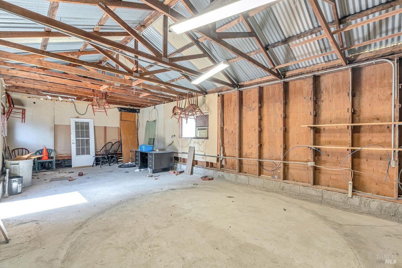 5660 Old Redwood Hwy