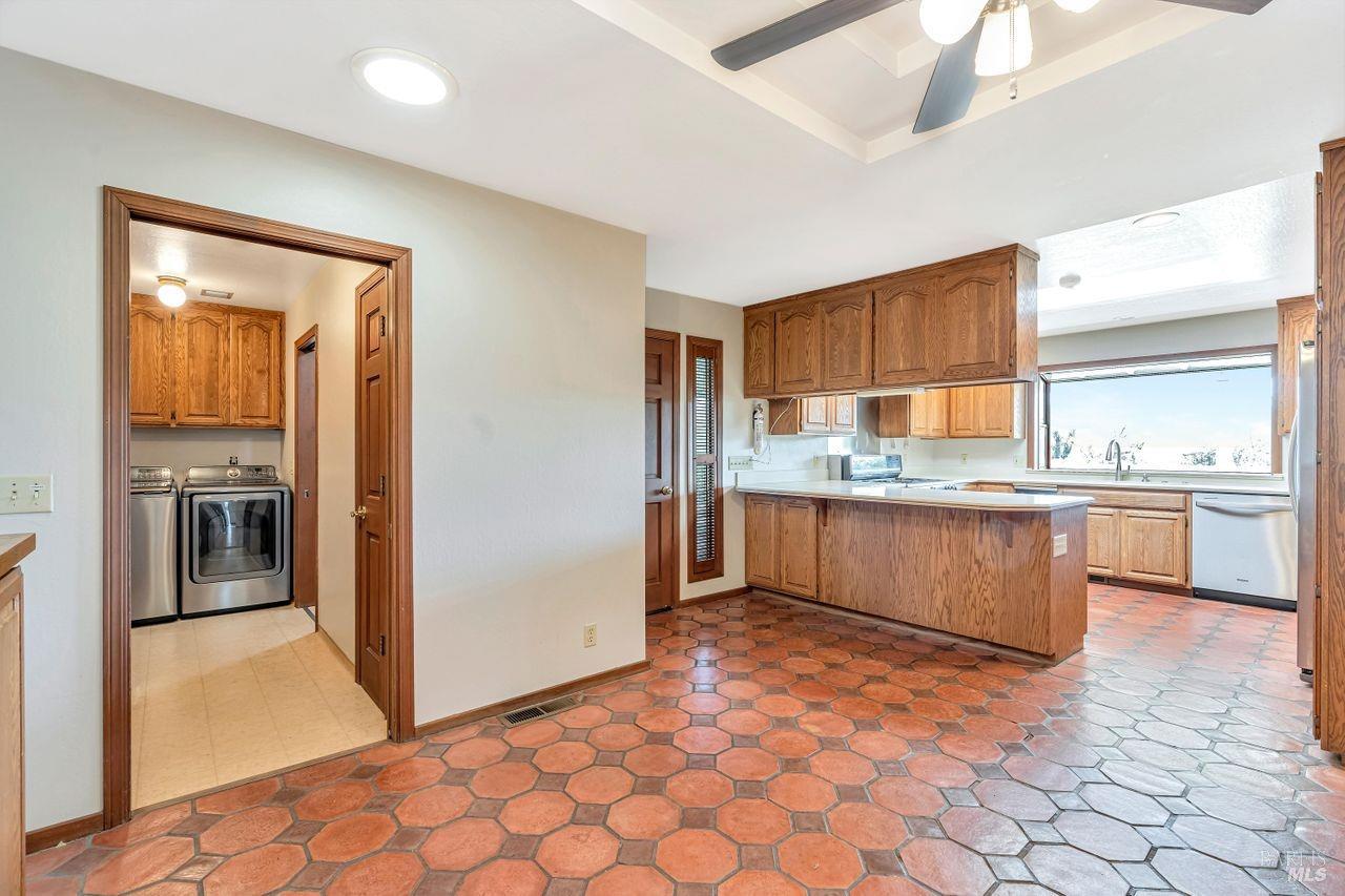 5660 Old Redwood Hwy