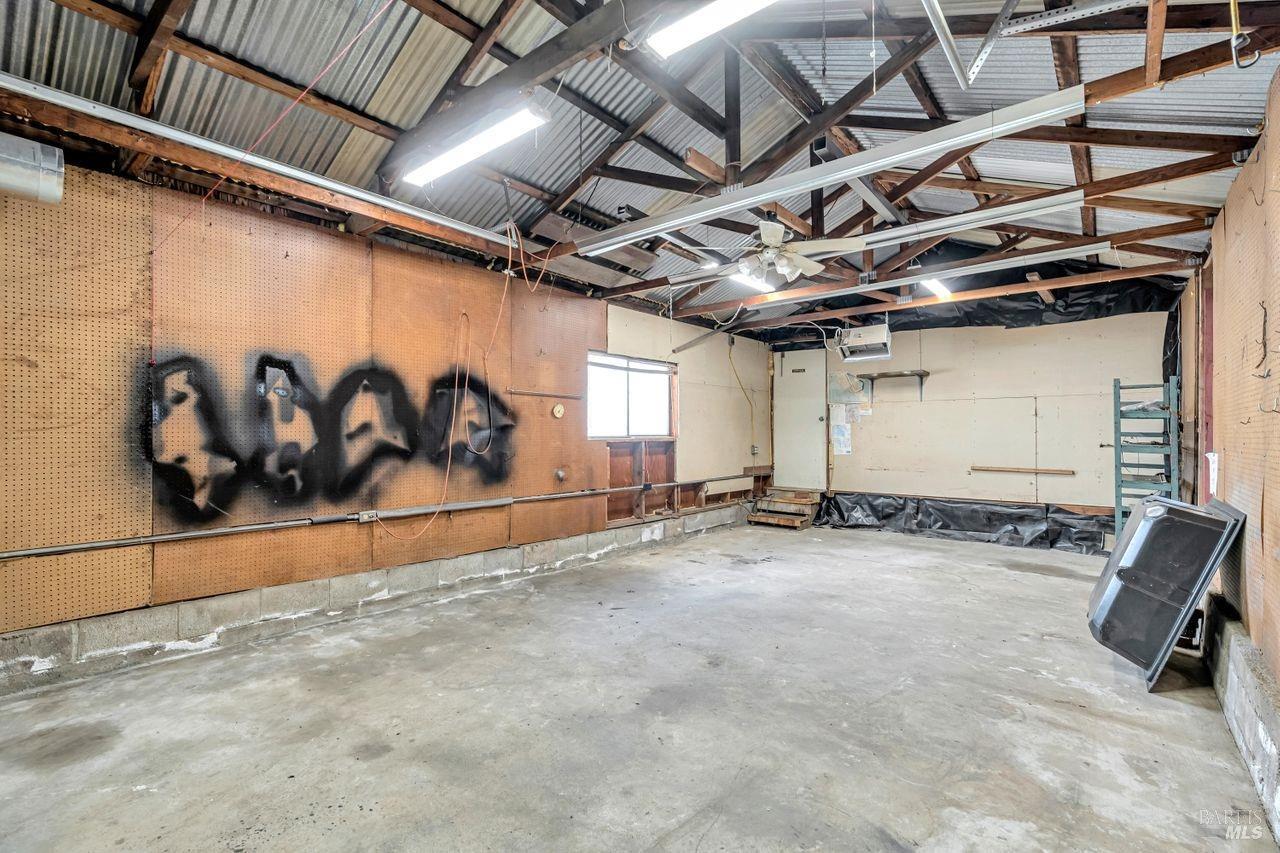 5660 Old Redwood Hwy