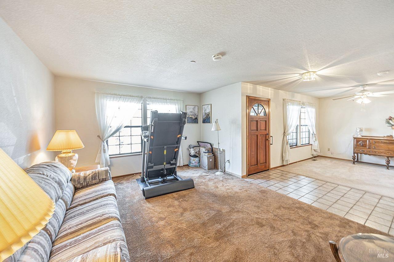 1059 Badger Ct