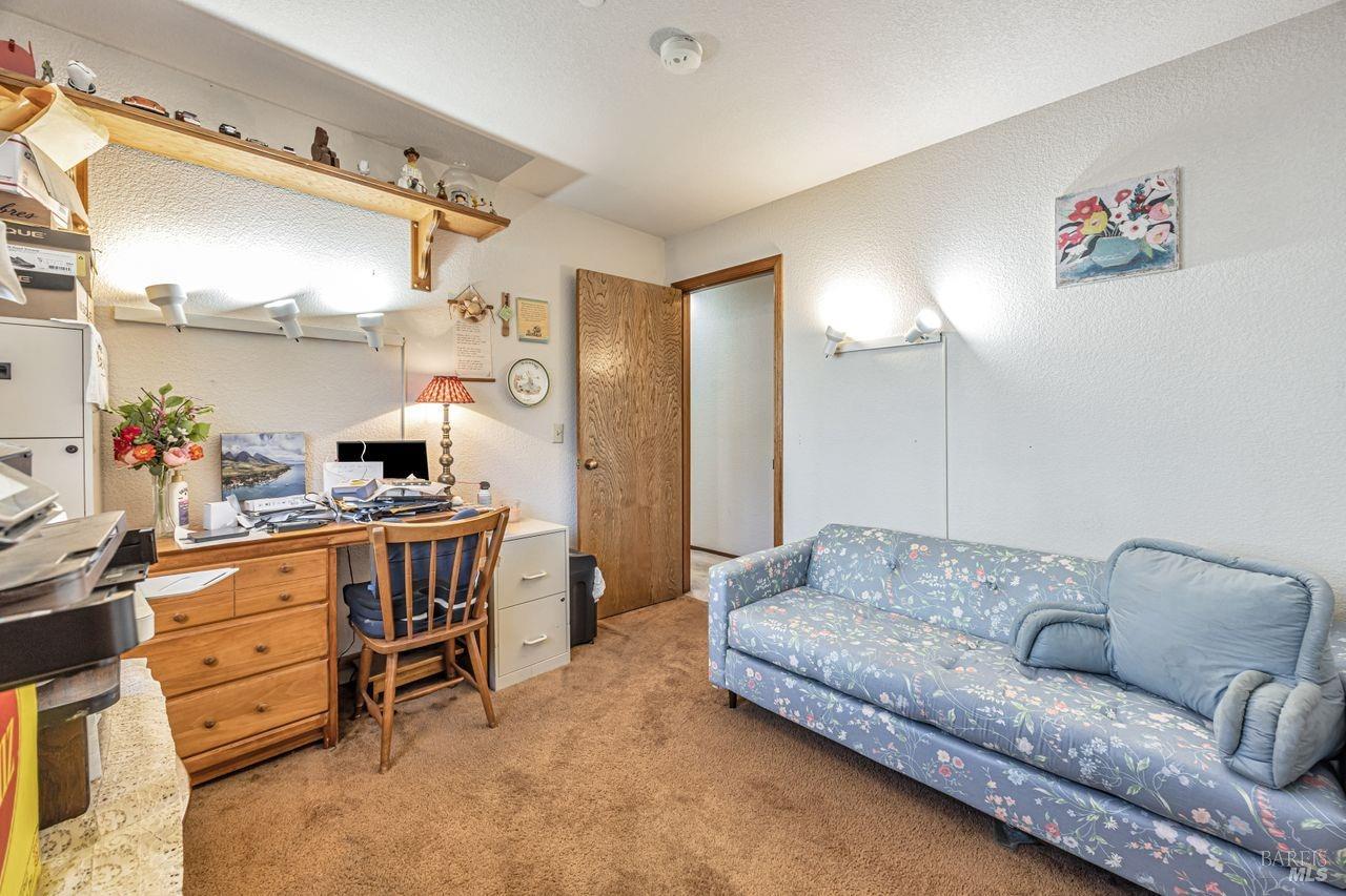 1059 Badger Ct