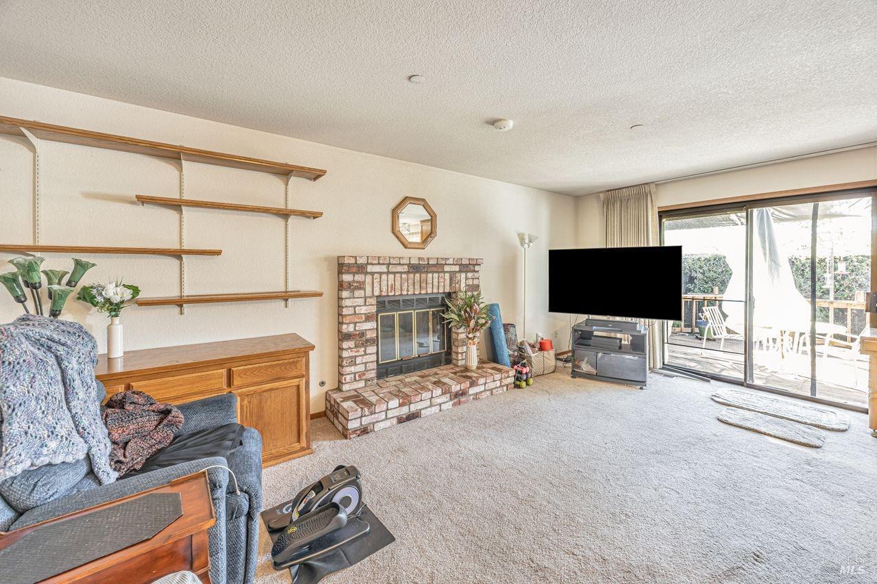1059 Badger Ct