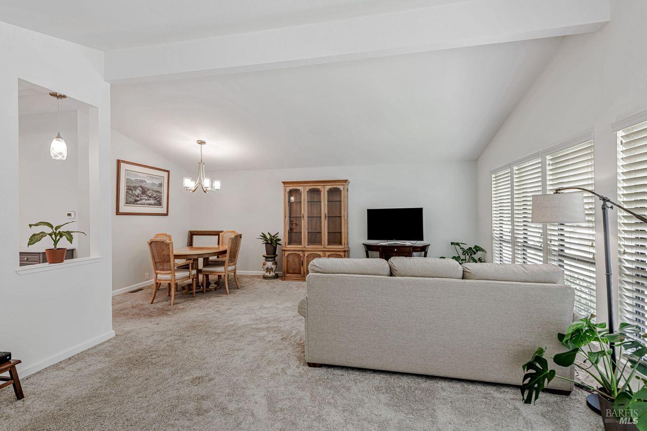 1955 Pinercrest Dr #227