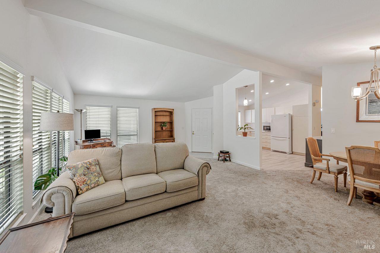 1955 Pinercrest Dr #227