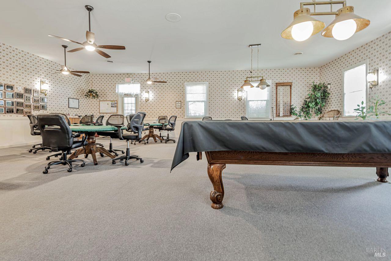 1955 Pinercrest Dr #227