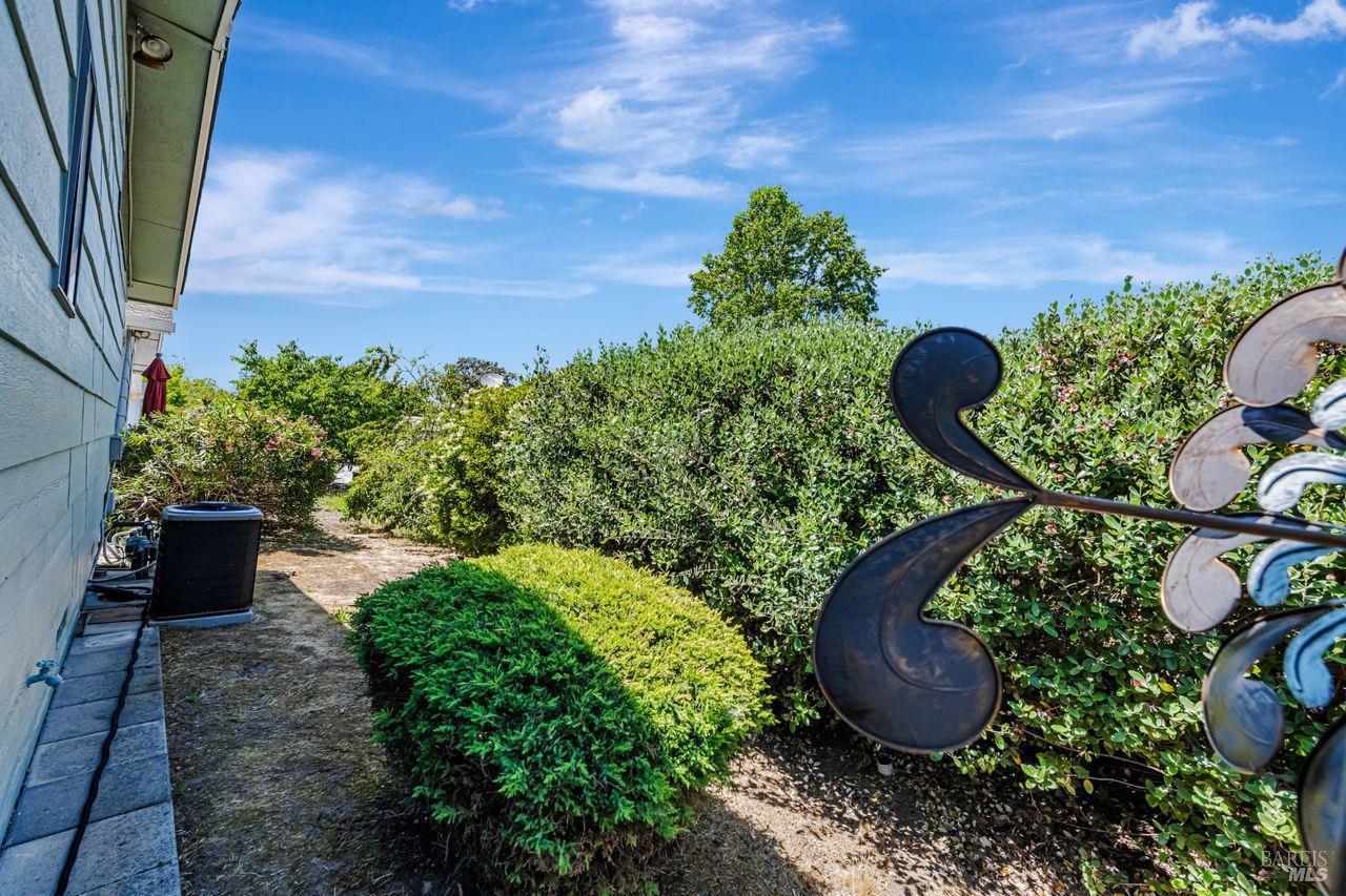 1955 Pinercrest Dr #227