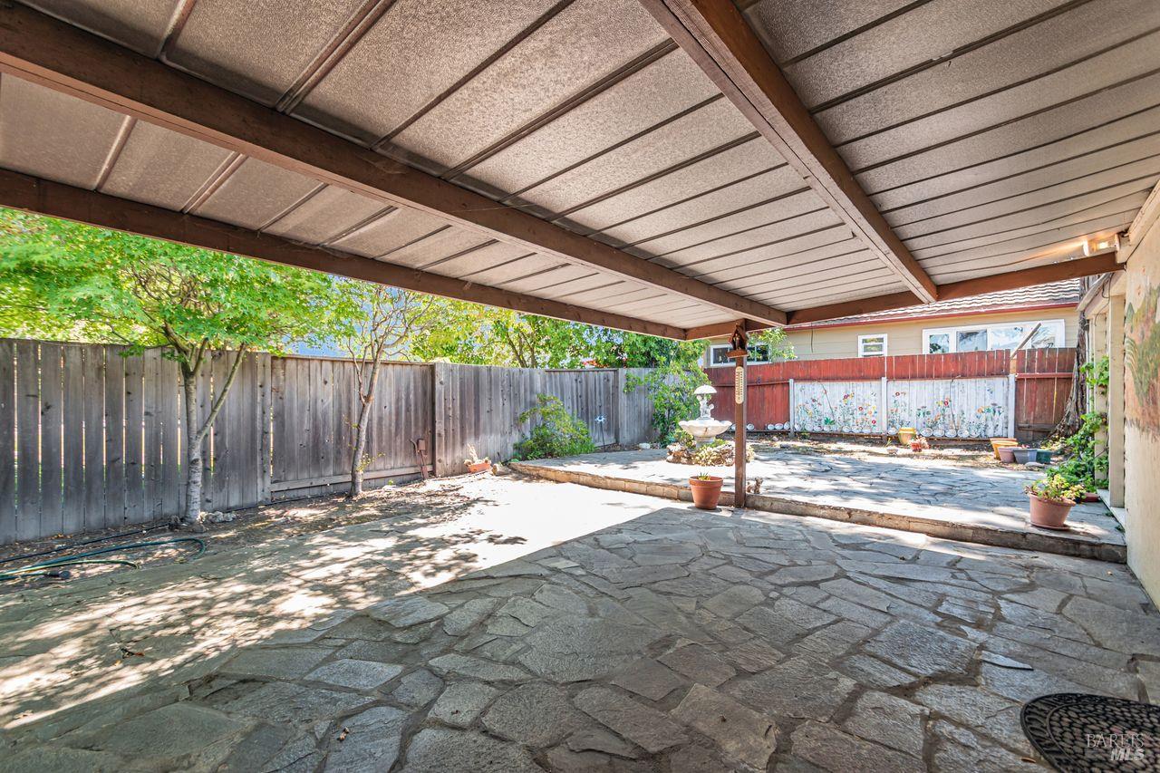 2268 Meyers Dr