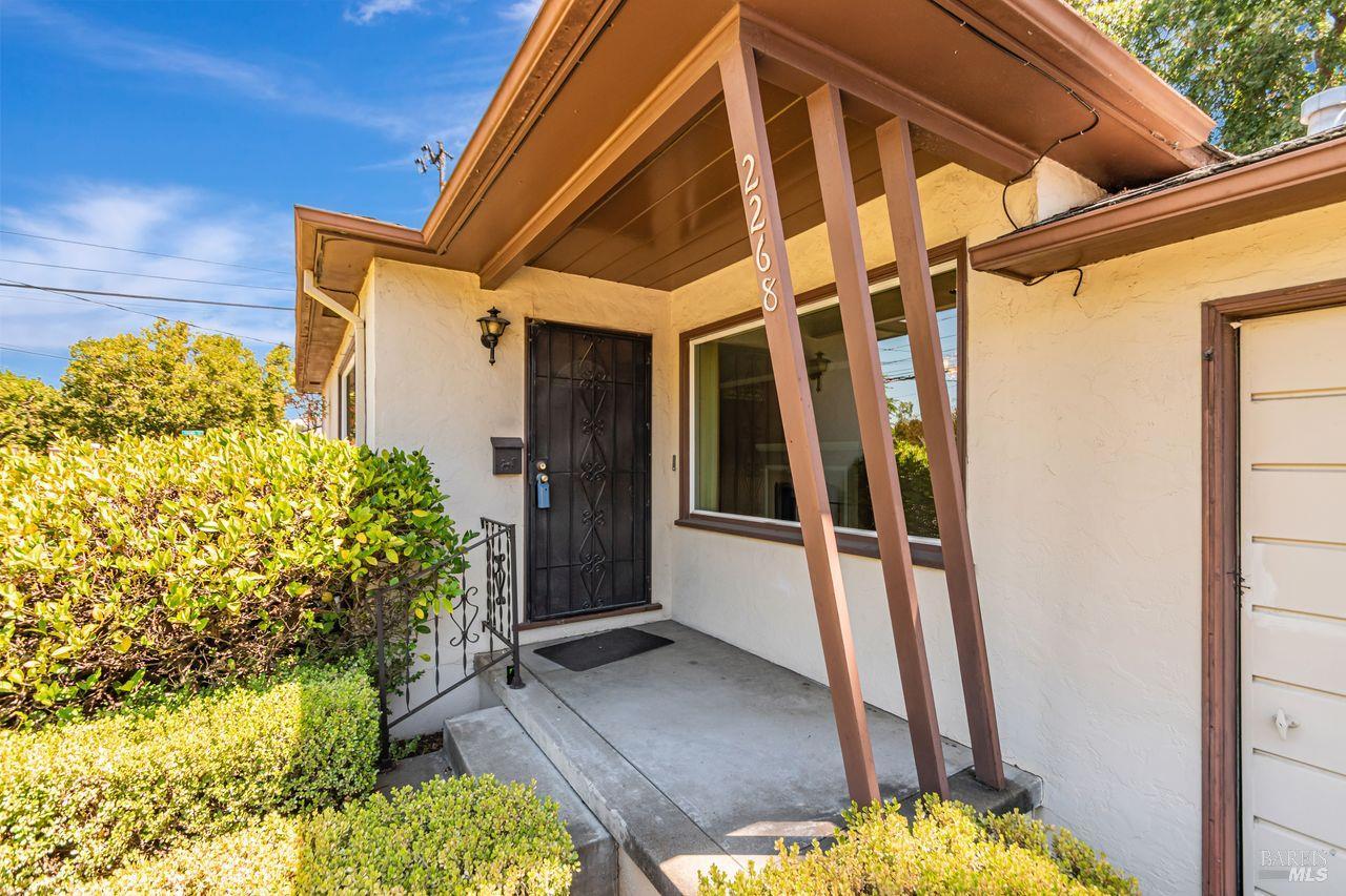 2268 Meyers Dr