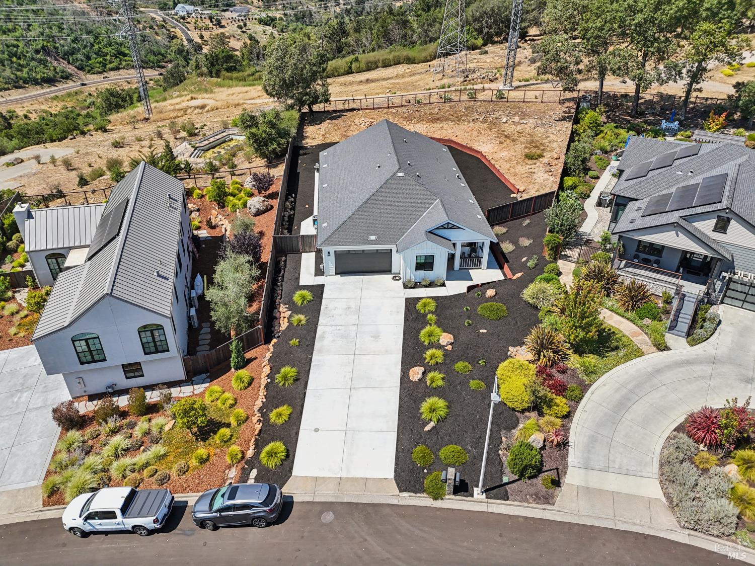 3675 Wyndemere Cir