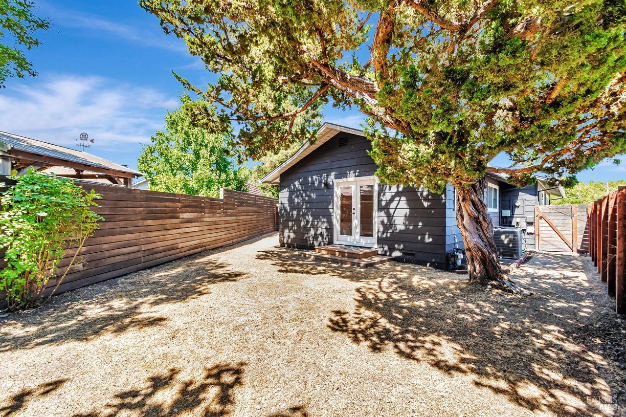 3641 Evergreen Rd