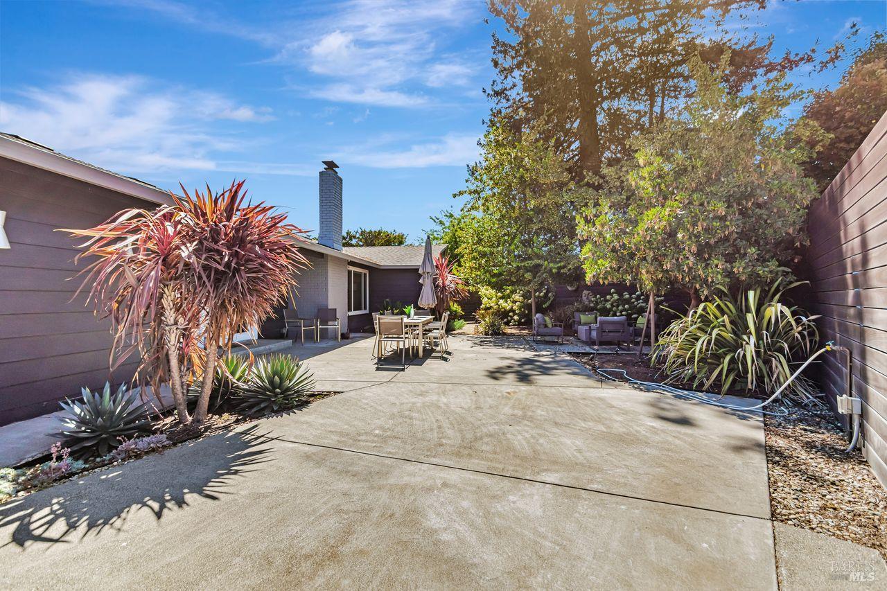 3641 Evergreen Rd